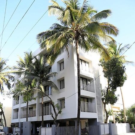 Aashiyana Inn Nashik Buitenkant foto